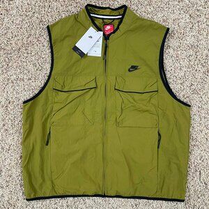Nike Men's Tech Woven Utility Nylon Full Zip Vest Green FZ0748-307, Size XL